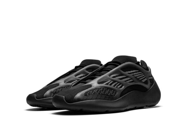 Adidas Yeezy Boost 700 V3 черные светящиеся мужские (40-44)